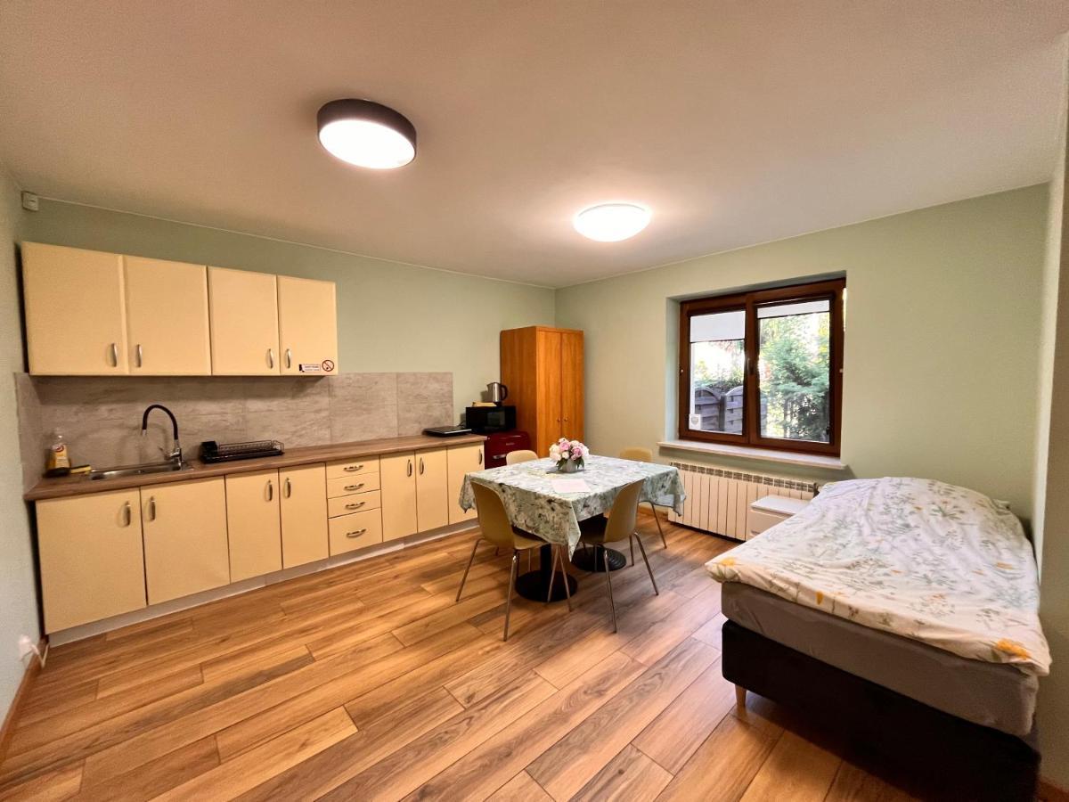 Green Albatros 48M With Bathroom Warszawa Zewnętrze zdjęcie