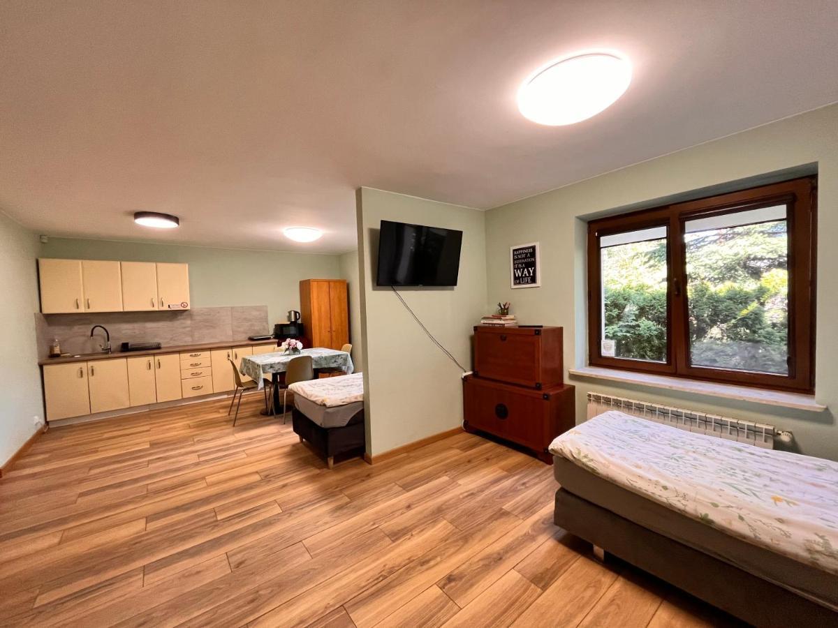 Green Albatros 48M With Bathroom Warszawa Zewnętrze zdjęcie